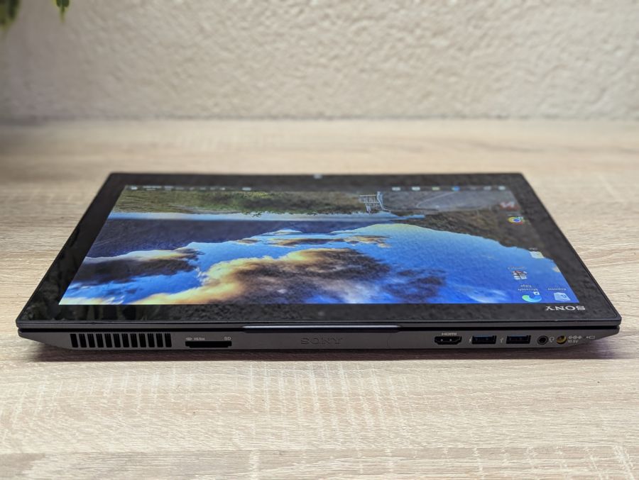 Ноутбук Б/В Sony VAIO, Intel Core i7-4500U, DDR3 8 GB, SSD 256GB, 14" Full HD Сенсор [ProductHub SKU Sony24]