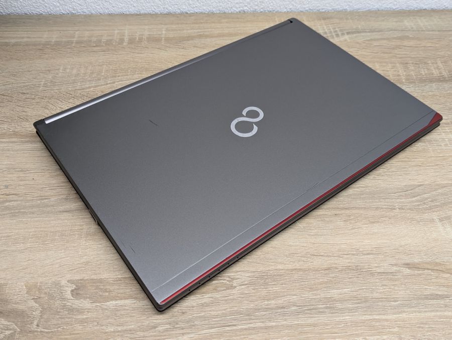 Ноутбук Б/В Fujitsu E756, Intel Core i5-6300U, DDR4 8GB, SSD 256GB, 15.6" Full HD [ProductHub SKU F119]