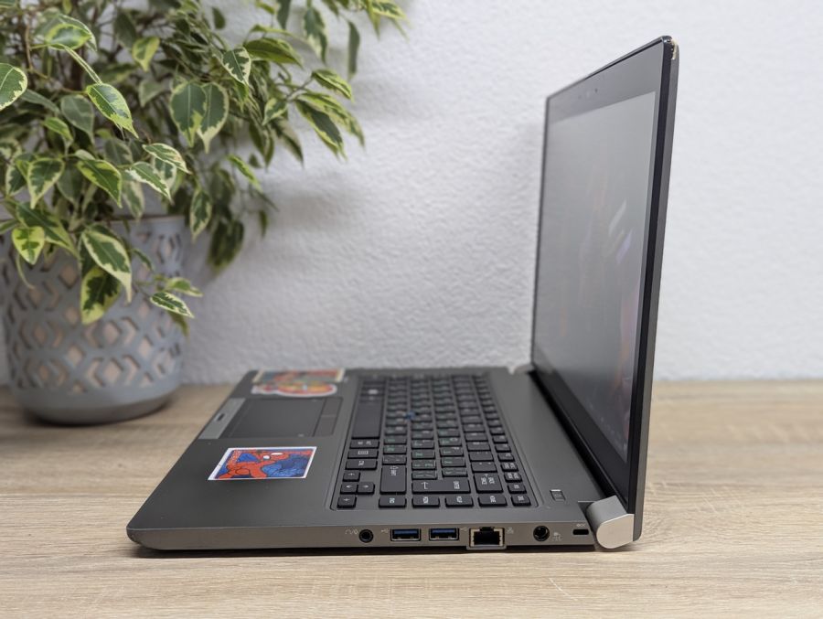 Уцінка! Ноутбук Б/В Toshiba Tecra Z40T-C, Intel Core i5-6300U, DDR3 8 GB, SSD 128GB, 14" Full HD Сенсор [ProductHub SKU T123]