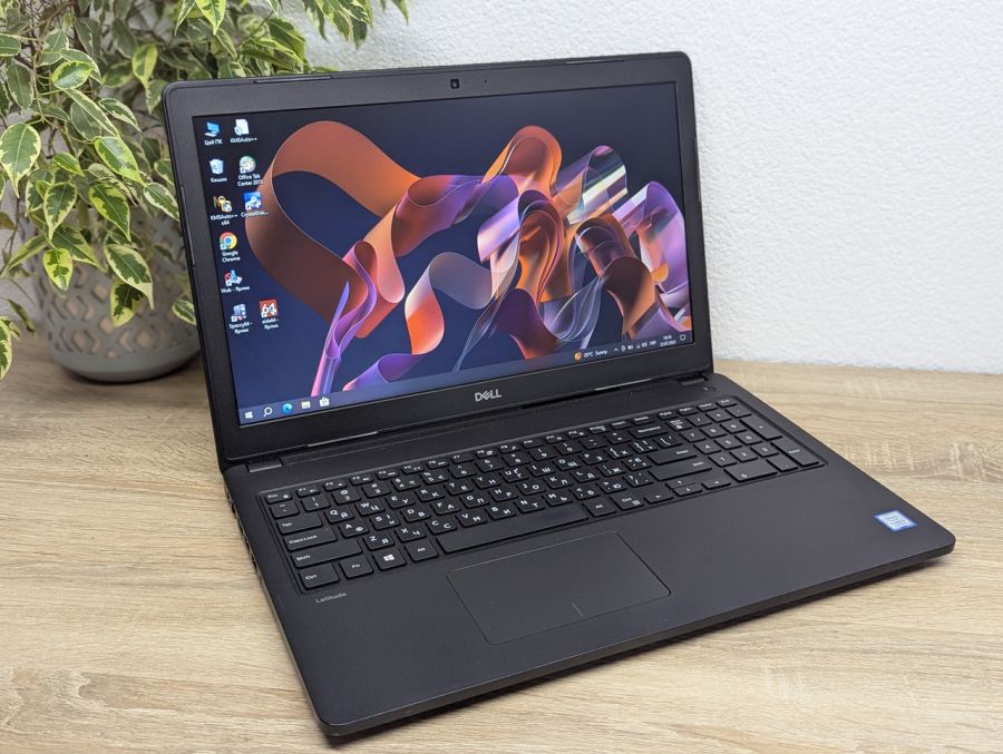 Ноутбук Б/В Dell Latitude 3580, Intel Core i5-7200U, DDR4 8GB, SSD 256GB, 15.6" HD