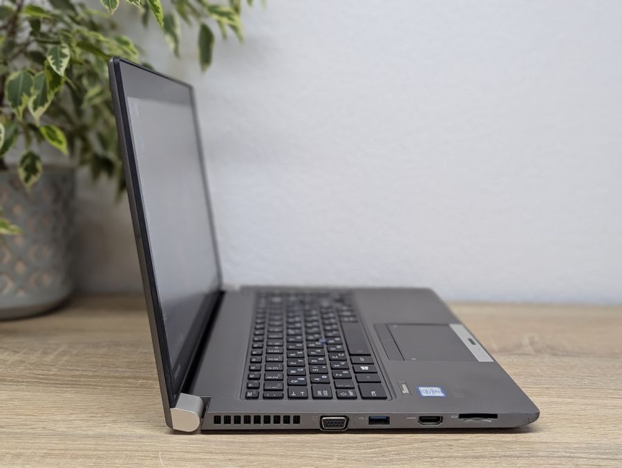 Ноутбук Б/В Toshiba Tecra Z40T-C, Intel Core i5-6300U, DDR3 16 GB, SSD 256GB, 14" Full HD Сенсор [ProductHub SKU T126]