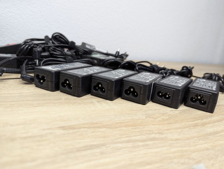 Б/В Asus/Fujitsu 45w 3,5x1,35 [ProductHub SKU 3,5x1,35]