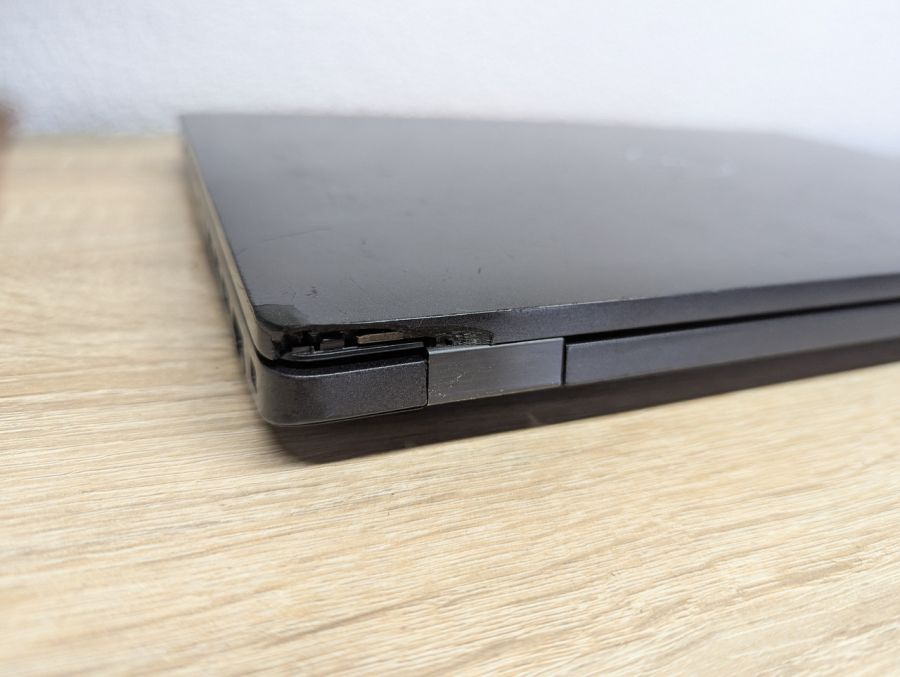 Ноутбук Б/В Dell Latitude 5501, Intel Core i5-9300H, DDR4 16GB, SSD 256GB, 15.6" Full HD