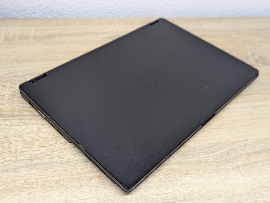 Ноутбук Б/В Fujitsu U747, Intel Core i5-6200U, DDR4 8GB, SSD 256GB, 14" Full HD [ProductHub SKU F59]
