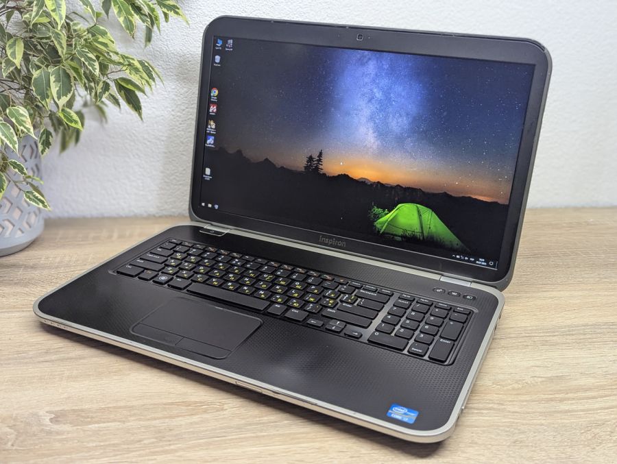 Уцінка! Ноутбук Б/В Dell Inspiron 7720, Intel Core i7-3630QM, DDR3 8 GB, SSD 128GB, NVIDIA GeForce GT 650M 2 Gb, 17" Full HD [ProductHub SKU Dell57]