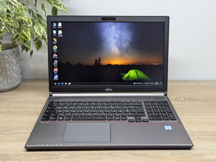 Ноутбук Б/В Fujitsu E756, Intel Core i5-6300U, DDR4 8GB, SSD 256GB, 15.6" Full HD