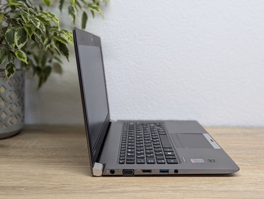 Ноутбук Б/В Toshiba Portege Z30-A, Intel Core i5-4310U, DDR3 8GB, SSD 128GB, 13" HD