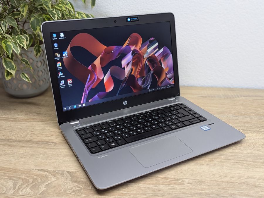 Ноутбук Б/В HP ProBook 440 G4, Intel Core i3-7100U, DDR4 8GB, SSD 256GB + SSD 500GB, 14" HD