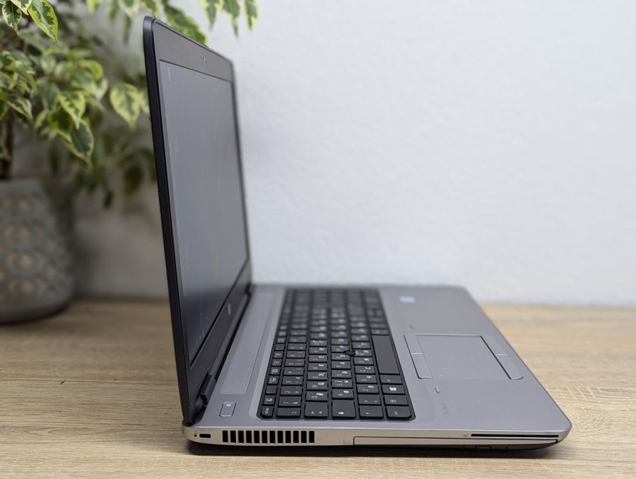 Ноутбук Б/В HP ProBook 650 G2, Intel Core i3-6100U, DDR4 8GB, SSD 256GB, 15.6" HD