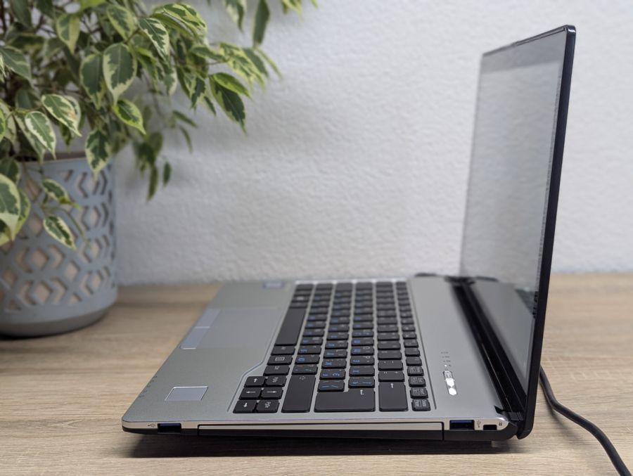 Ноутбук Б/В Fujitsu S937, Intel Core i5-7300U, DDR4 8 GB, SSD 128GB, 13" Full HD Сенсор [ProductHub SKU F54]
