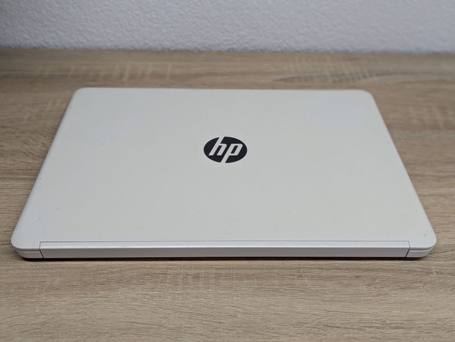 Ноутбук Б/В HP Laptop 14, Intel Core i3-6006U, DDR4 8GB, SSD 128GB, 14" Full HD