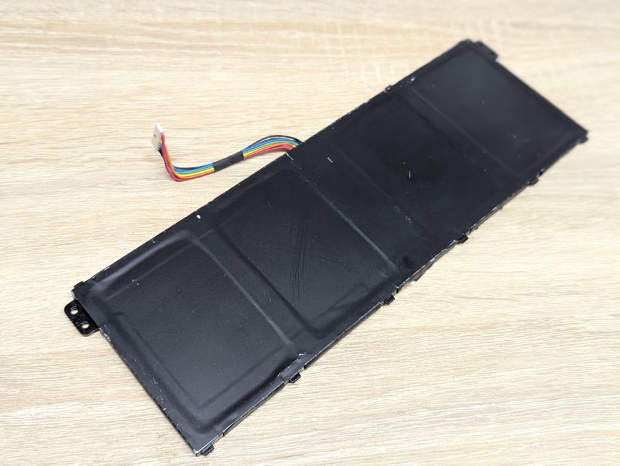 Б/В Оригінальна акумуляторна батарея Acer AC14B8K [ProductHub SKU AC14-48]