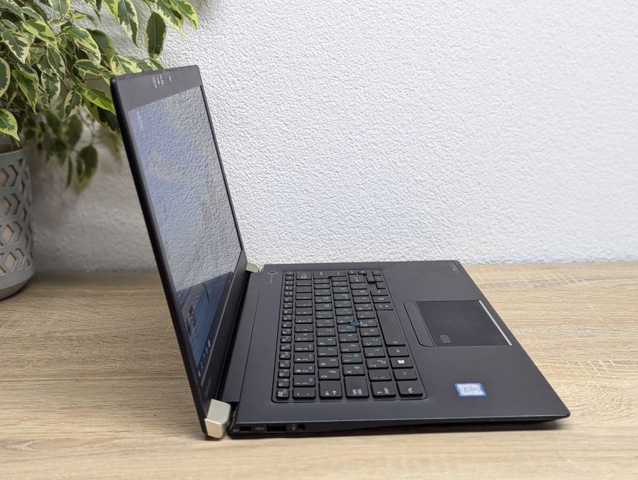 Уцінка! Ноутбук Б/В Toshiba Tecra X40-E, Intel Core i5-8350U, DDR4 8 GB, SSD 128GB, 14" Full HD Сенсор [ProductHub SKU T145]