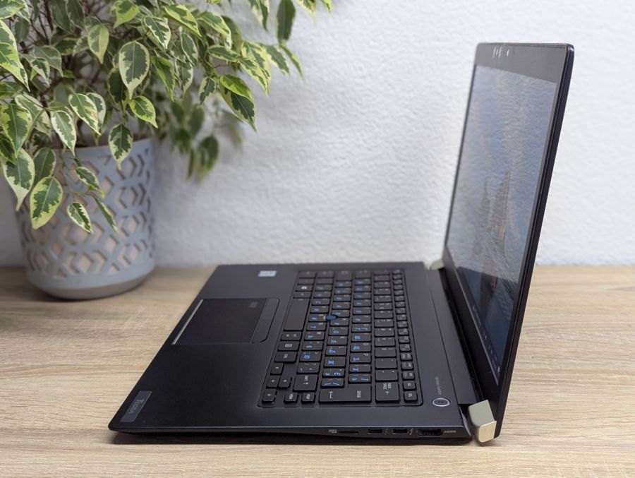 Ноутбук Б/В Toshiba Tecra X40-E, Intel Core i5-8350U, DDR4 16 GB, SSD 256GB, 14" Full HD Сенсор [ProductHub SKU T146]