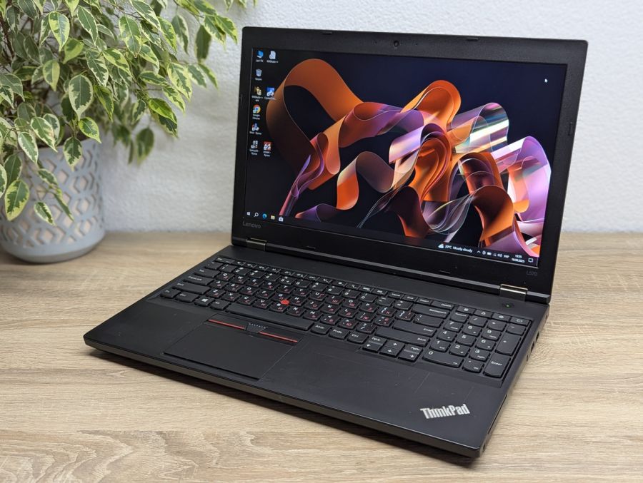 Ноутбук Б/В Lenovo ThinkPad L570, Intel Core i7-7600U, DDR4 16GB, SSD 256GB, 15.6" Full HD [ProductHub SKU L264]
