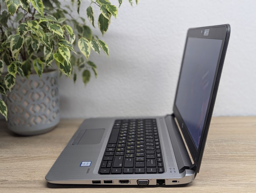Уцінка! Ноутбук Б/В HP ProBook 430 G3, Intel Core i5-6200U, DDR3 8 GB, SSD 128GB, 12.5" HD [ProductHub SKU HP566]