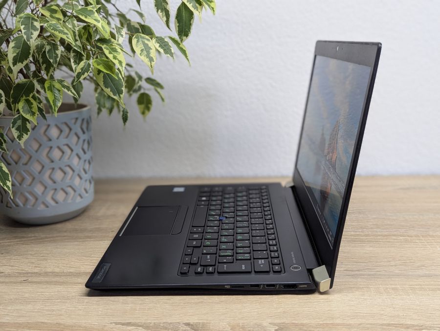 Ноутбук Б/В Toshiba Portege X30-D, Intel Core i5-7300U, DDR4 8GB, SSD 128GB, 13" Full HD Сенсор [ProductHub SKU T156]
