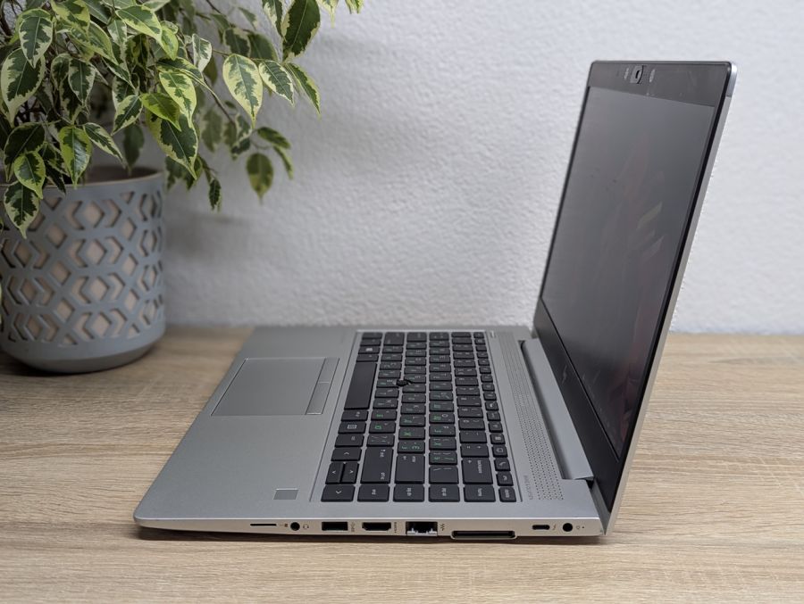 Уцінка! Ноутбук Б/В HP EliteBook 745 G5, AMD Ryzen 5 PRO Mobile 2500U, DDR4 16 GB, SSD 256GB, AMD Radeon Vega, 14" Full HD [ProductHub SKU HP336]
