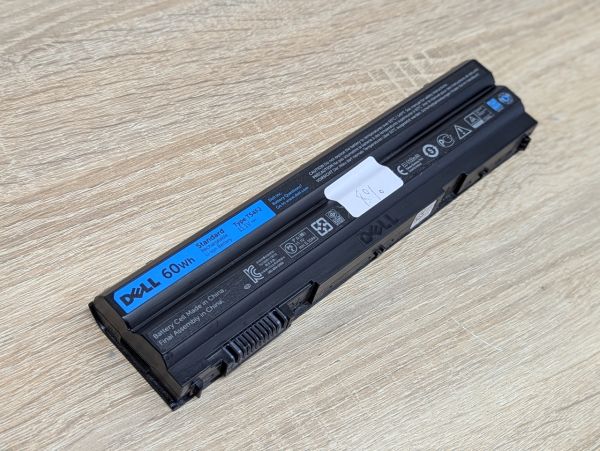 Оригінальна акумуляторна батарея Dell T54FJ Б/В