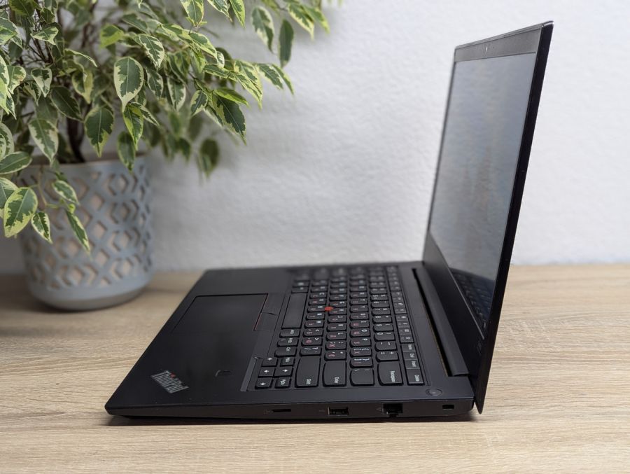 Ноутбук Б/В Lenovo ThinkPad E480, Intel Core i5-8250U, DDR4 16GB, SSD 256GB, 14" Full HD [ProductHub SKU L267]