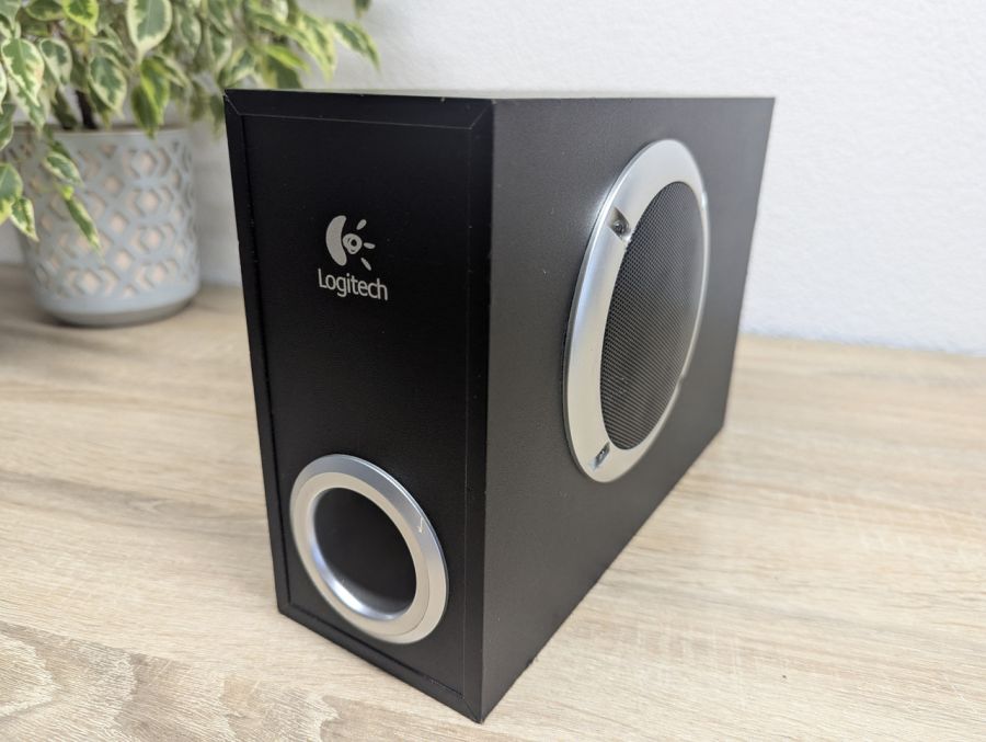 Б/В Сабвуфер Logitech S200 Black [ProductHub SKU S200]