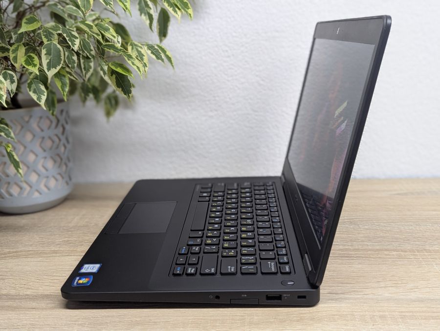 Ноутбук Б/В Dell Latitude E5470, Intel Core i5-6300U, DDR4 8GB, SSD 128GB, 14" Full HD [ProductHub SKU Dell327]