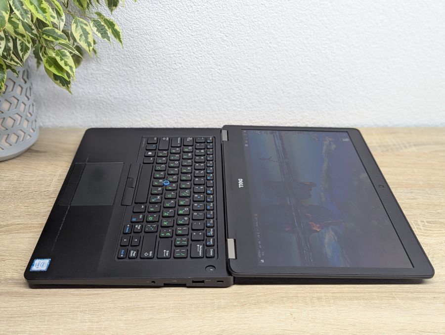 Уцінка! Ноутбук Б/В Dell Latitude E5470, Intel Core i5-6200U, DDR4 8 GB, SSD 128GB, 14" HD [ProductHub SKU Dell329]