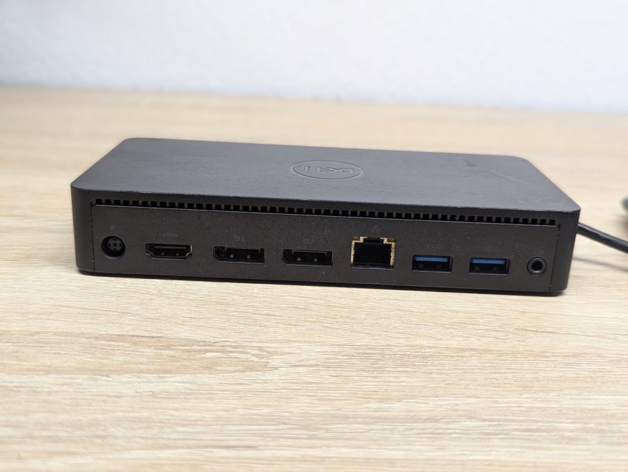 Б/В Док-станція Dell D6000 (USB 3.0, USB Type-C, HDMI, DisplayPort, Gigabit Ethernet) [ProductHub SKU D6000]