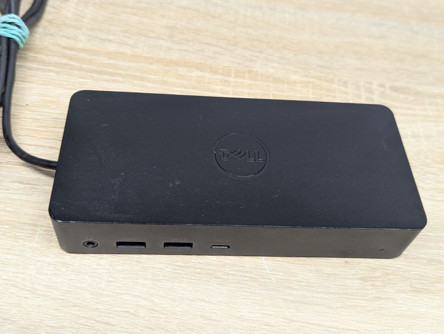Б/В Док-станція Dell D6000 (USB 3.0, USB Type-C, HDMI, DisplayPort, Gigabit Ethernet) [ProductHub SKU D6000]