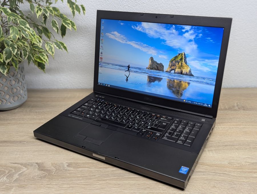 Уцінка! Ноутбук Б/В Dell Precision M6800, Intel Core i7-4810MQ, DDR3 32 GB, SSD 360GB, NVIDIA Quadro K4100 4Gb, 17" Full HD [ProductHub SKU Dell341]