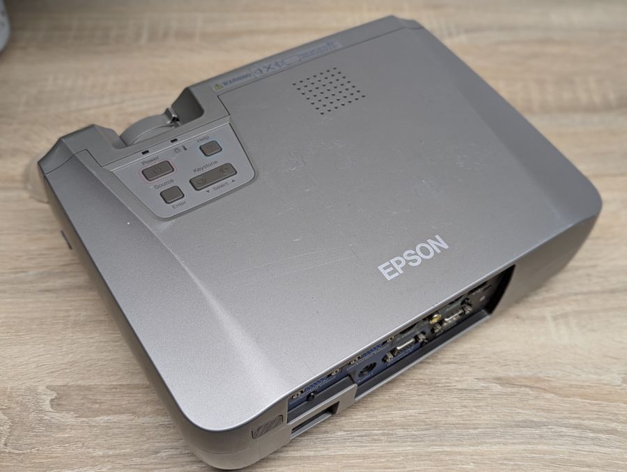 Б/В Проєктор EPSON EMP-74 [ProductHub SKU EMP-74]