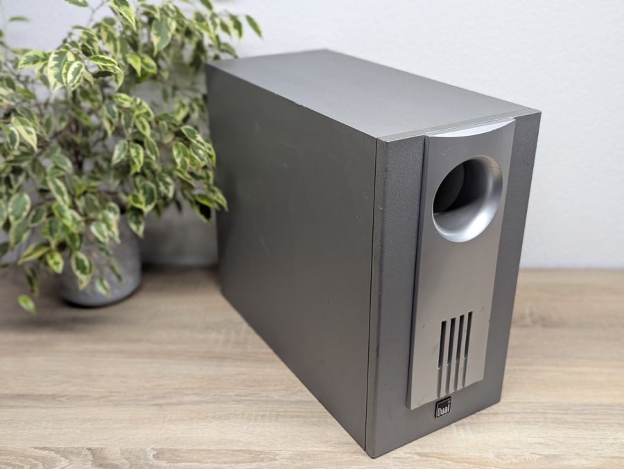 Б/В Сабвуфер Dual [ProductHub SKU Dual]