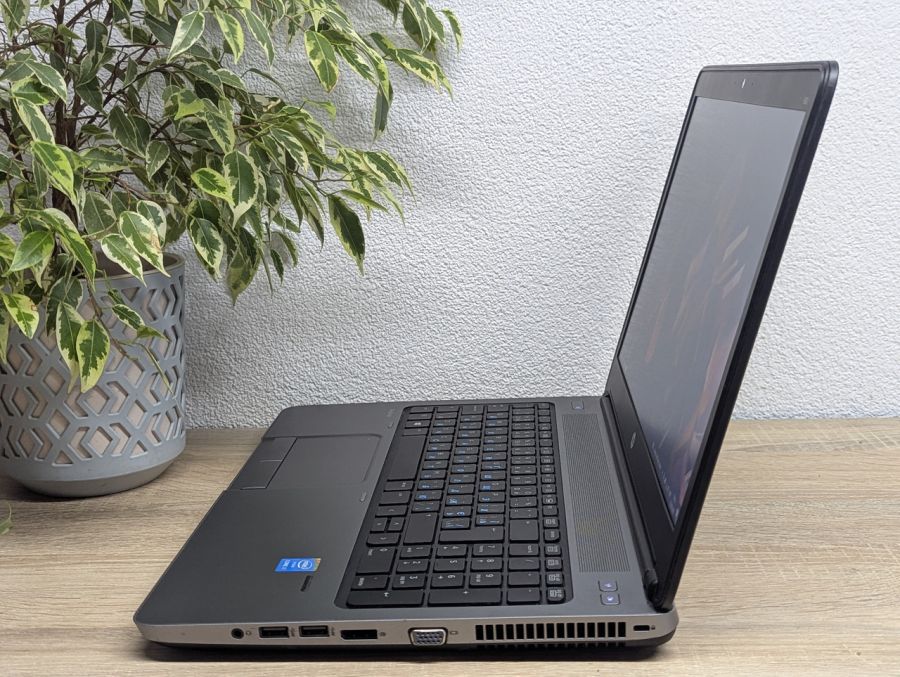 Ноутбук Б/В HP ProBook 650 G1, Intel Core i7-4712MQ, DDR3 8GB, SSD 256GB, AMD Radeon HD 8500M, 15.6" HD [ProductHub SKU HP590]
