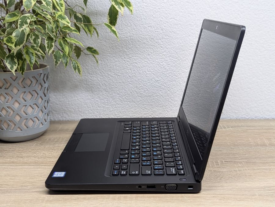 Уцінка! Ноутбук Б/В Dell Latitude 5480, Intel Core i5-6300U, DDR4 8 GB, SSD 128GB, 14" Full HD [ProductHub SKU Dell351]