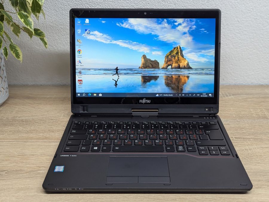 Уцінка! Ноутбук Б/В Fujitsu T937, Intel Core i5-7300U, DDR4 8 GB, SSD 256GB, 13" Full HD Сенсор [ProductHub SKU F199]