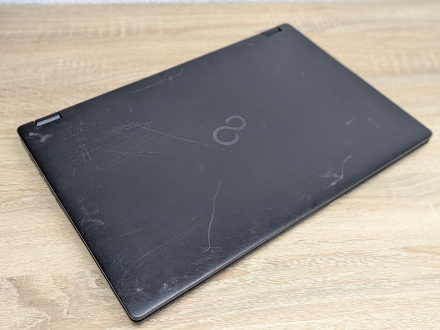 Уцінка! Ноутбук Б/В Fujitsu LifeBook E5511, Intel Core i7-1165G7, DDR4 16 GB, SSD 256GB, 15.6" Full HD [ProductHub SKU F206]