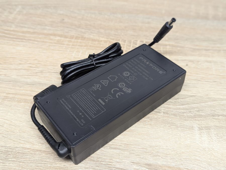 Б/В Блок живлення Panfore 20V/ 130W / 5,5*2*5 [ProductHub SKU Panfore]