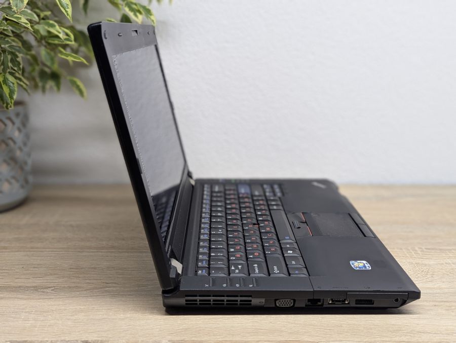 Уцінка! Ноутбук Б/В Lenovo L420, Intel Core i3-2350M, DDR3 8 GB, SSD 128GB, 14" HD Сенсор [ProductHub SKU L297]