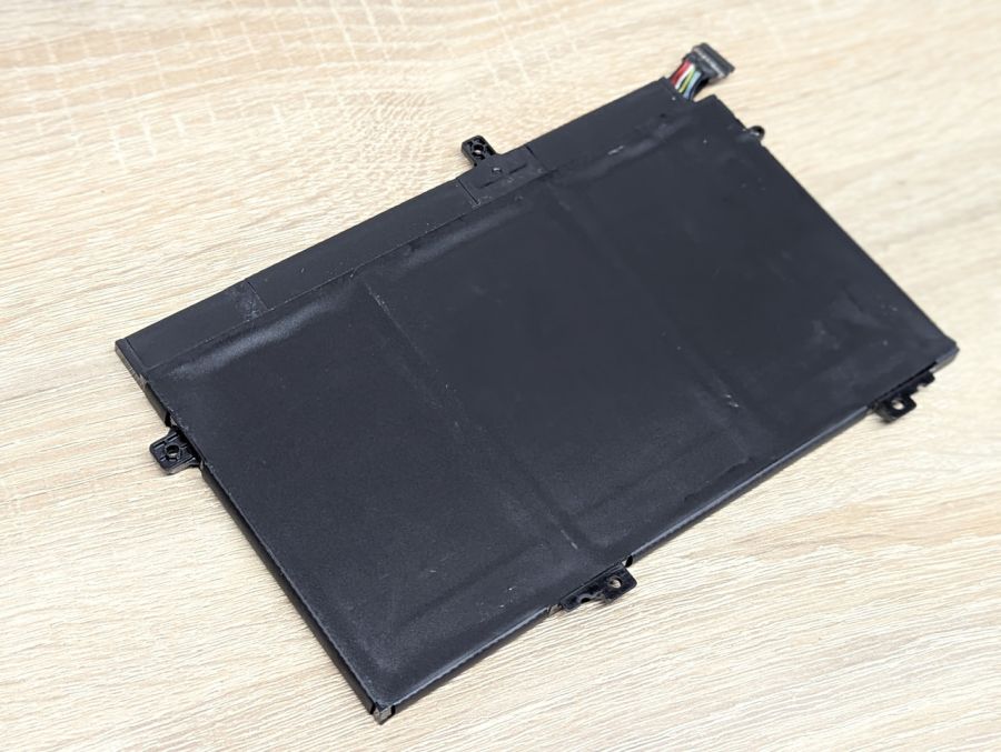 Акумуляторна батарея Lenovo L17M3P54 Б/В