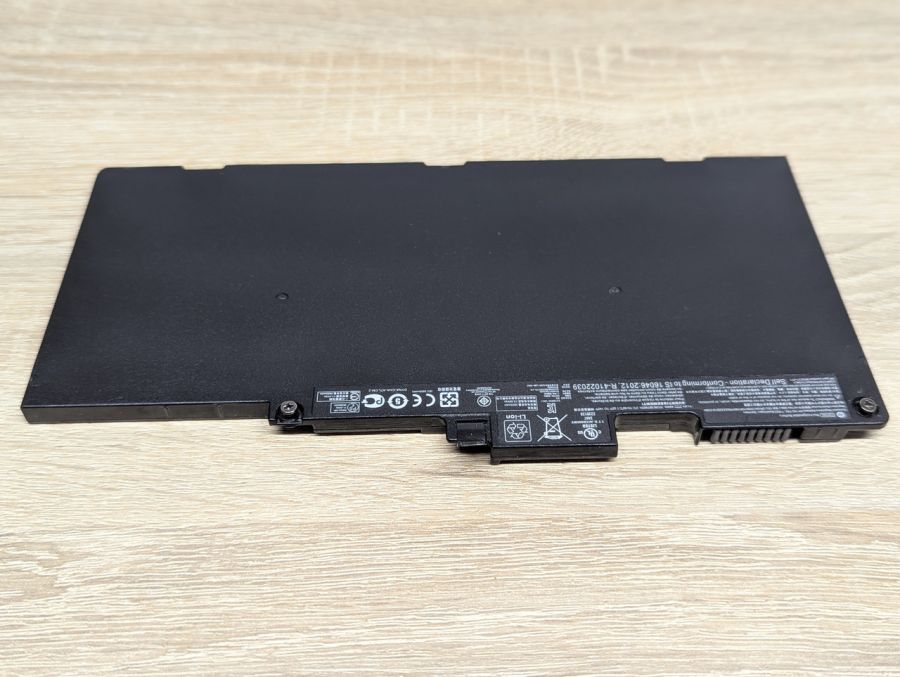 Оригінальна акумуляторна батарея HP CS03XL Б/В