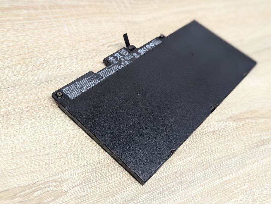 Оригінальна акумуляторна батарея HP CS03XL Б/В