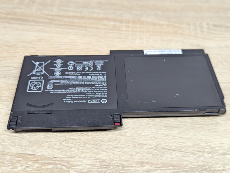 Б/В Оригінальна акумуляторна батарея HP SB03XL [ProductHub SKU SB03XL]