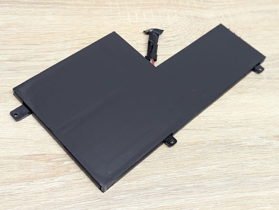 Б/В Оригінальний акумулятор Lenovo L15M3PB1