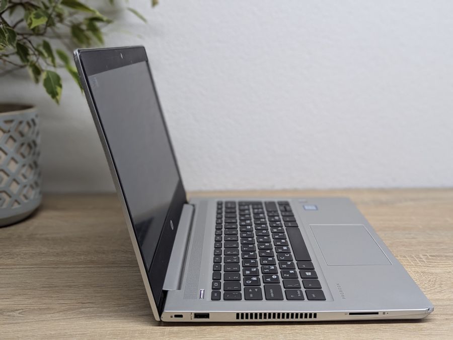 Уцінка! Ноутбук Б/В HP ProBook 430 G6, Intel Core i5-8265U, DDR4 16 GB, SSD 256GB, 13" Full HD [ProductHub SKU HP614]