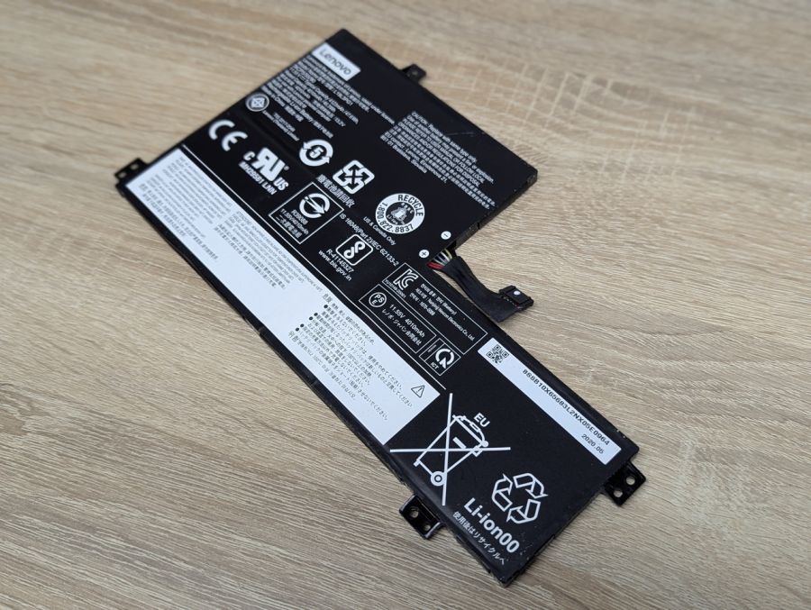 Б/В Оригінальна акумуляторна батарея Lenovo L19L3PG1