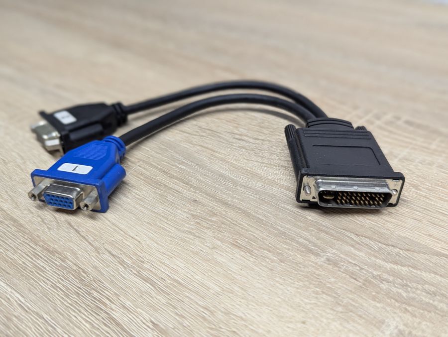 Б/В Кабель перехідник Molex DMS-59 - 2xVGA [ProductHub SKU Molex]