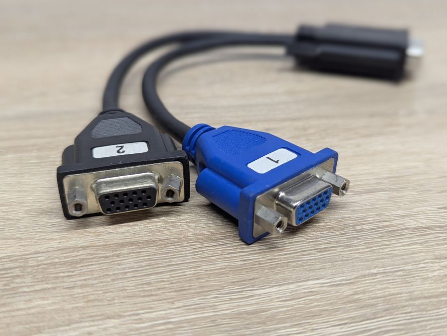 Б/В Кабель перехідник Molex DMS-59 - 2xVGA [ProductHub SKU Molex]