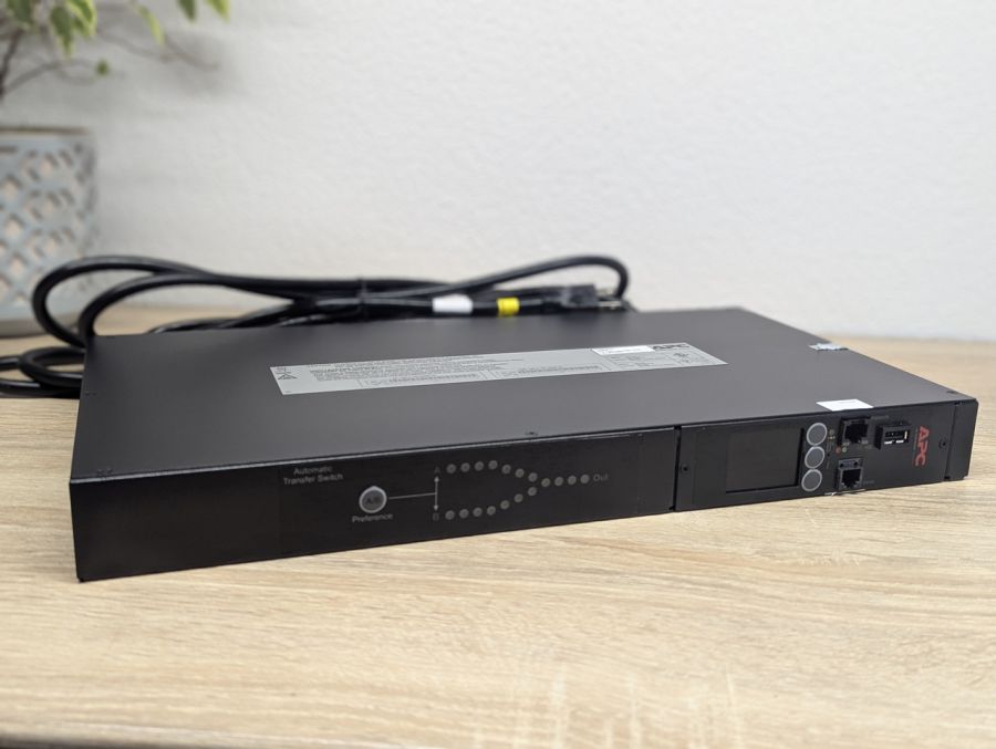 Б/В Блок розподілу живлення APC AP4450 [ProductHub SKU AP4450]