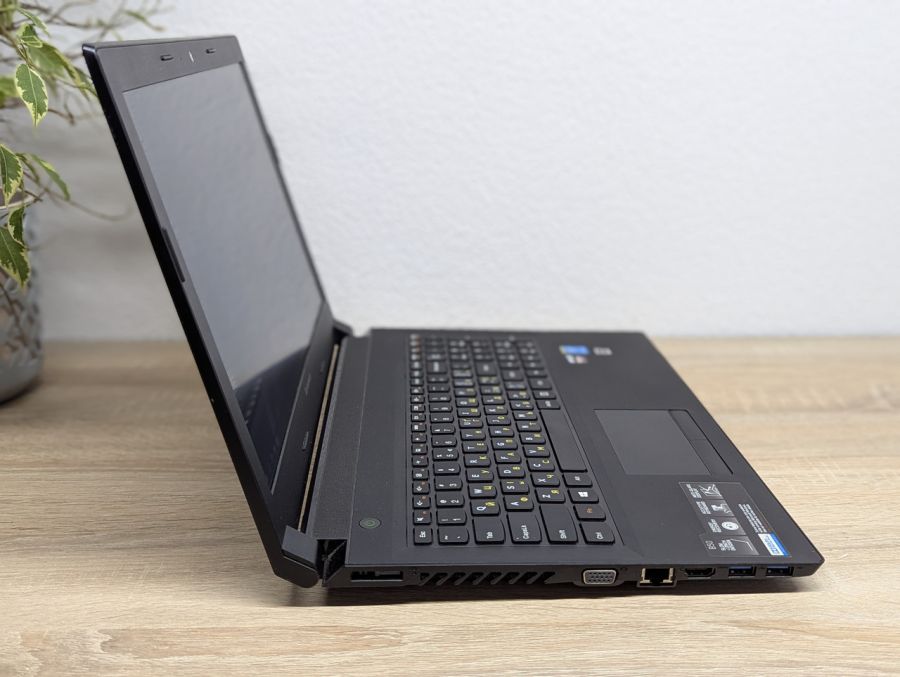 Ноутбук Б/В Lenovo B50-80, Intel Core i5-5200U, DDR3 8GB, SSD 256GB, AMD Radeon HD 8500M, 15.6" Full HD