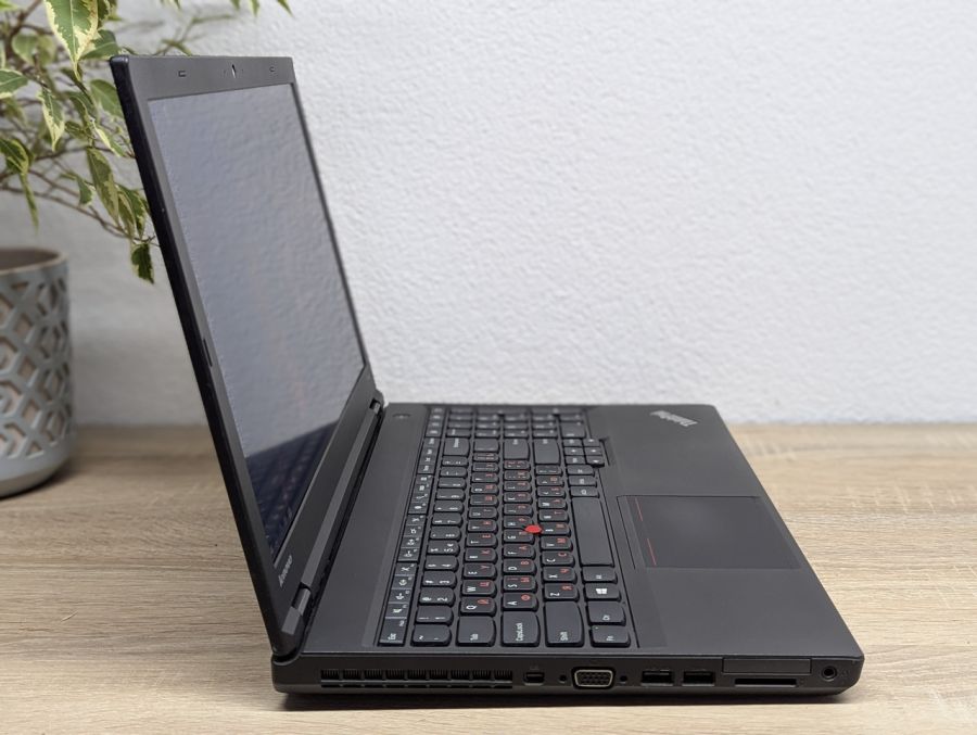 Уцінка! Ноутбук Б/В Lenovo T540P, Intel Core i5-4300M, DDR3 8 GB, SSD 128GB, 15.6" Full HD [ProductHub SKU L324]